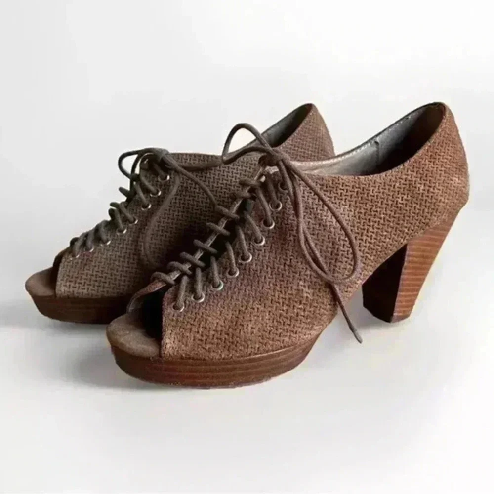 Jeffrey Campbell Anthropology Roosevelt Cone Heel Women’s Size 8 Brown Suede